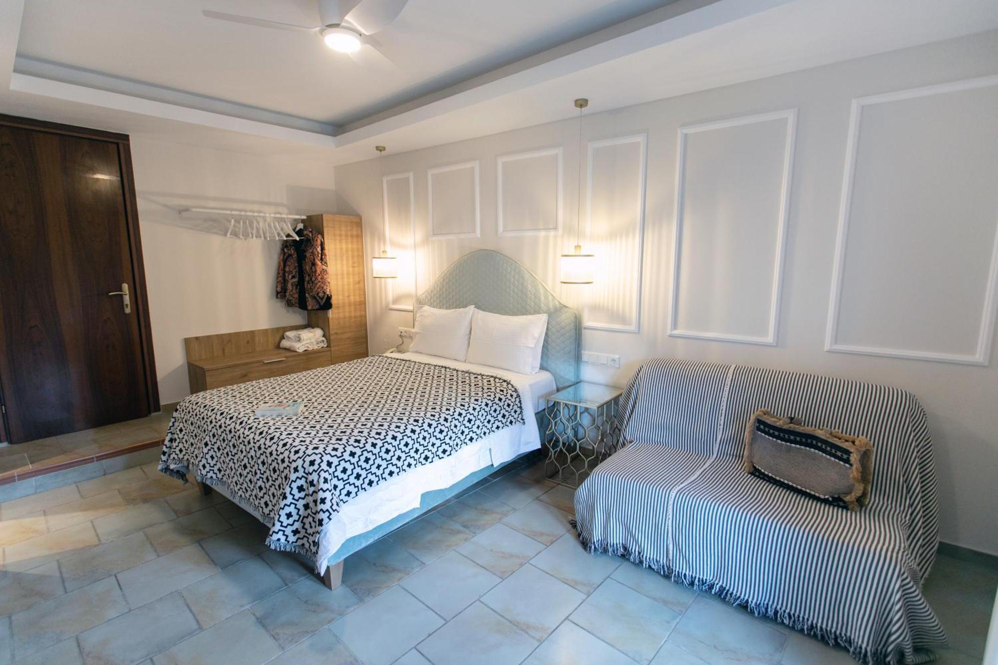 Paradise Hotel Parga Exterior photo
